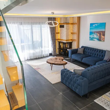 Lueks Huzurlu Yeni * Cesme