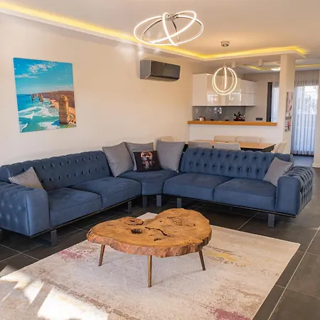 Lueks Huzurlu Yeni Villa *