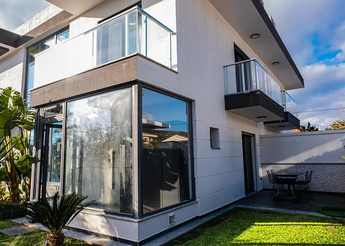 Lueks Huzurlu Yeni Vila *