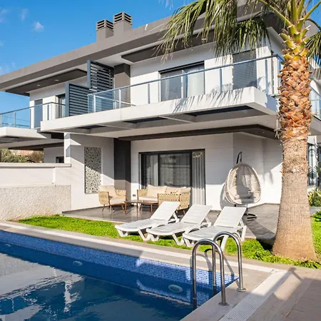 Lueks Huzurlu Yeni * Cesme