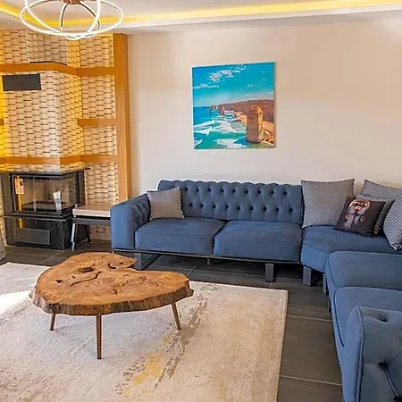 Villa Lueks Huzurlu Yeni Çeşme