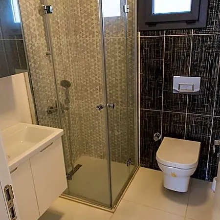 Lueks Huzurlu Yeni * Çeşme