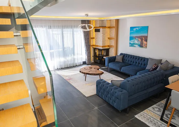 Lueks Huzurlu Yeni * Çeşme